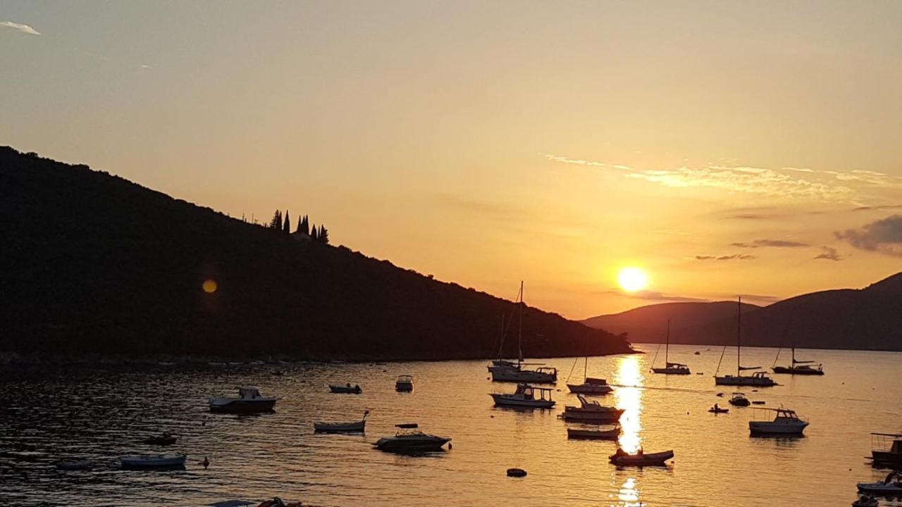 Beaute De La Mer Kotor Buitenkant foto